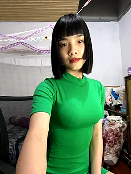 Snapshot of andymi1 chatting on September 13, 3:25 am andymi1 online show from September 13, 3:25 am