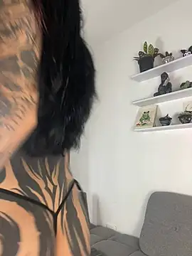 sara queen10 online show from June 27, 8:59 pm