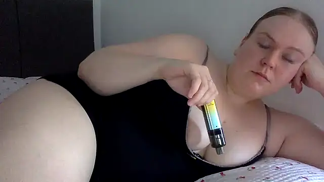 gracelovesxx online show from May 27, 11:29 am