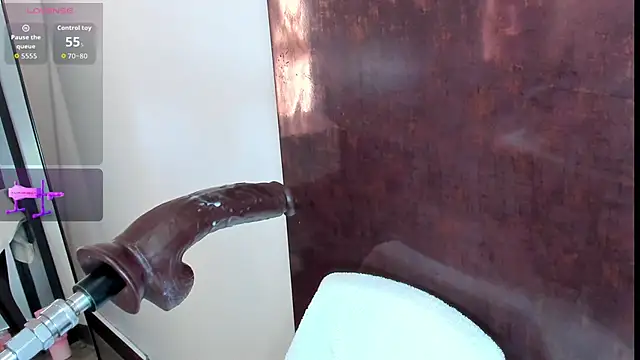 pocahontas lantina online show from February 20, 6:26 am