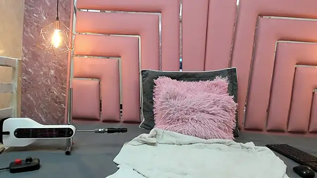 ALYANNA HOT  online show from February 12, 11:34 am