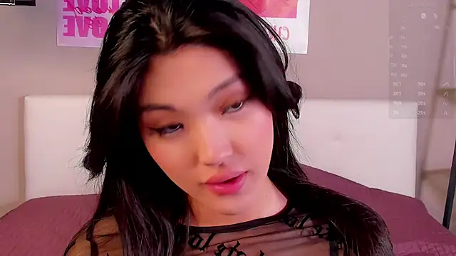 FancyEsten online show from October 4, 8:53 am