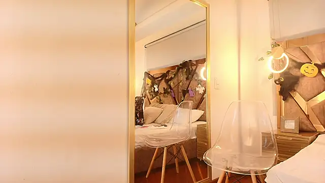 zarah andrew   online show from October 24, 12:23 pm