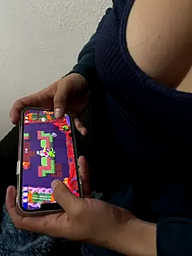 Barrx0018 online show from January 6, 9:35 am