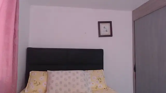 Tiiana online show from March 17, 3:27 pm