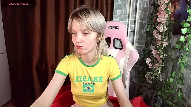 Madelaineses online show from April 24, 3:59 pm