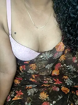 Tamilpallavi online show from November 24, 4:42 pm