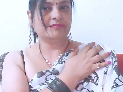 Indiansweetness77 online show from December 19, 2:42 pm
