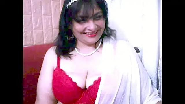 Indiansweetness77 online show from March 31, 8:47 am