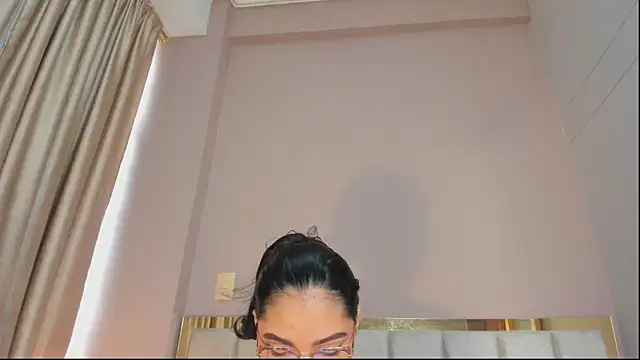 LunaAspen  online show from March 4, 6:03 pm