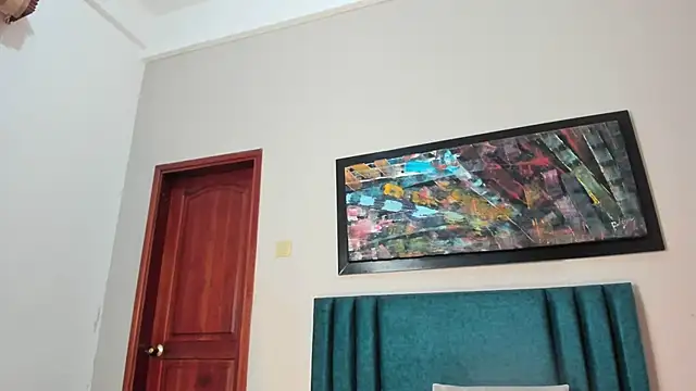 LunaAspen  online show from December 2, 5:59 pm