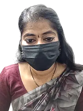 Snapshot of tamil_Sigappu_Roja chatting on October 13, 12:35 am tamil Sigappu Roja online show from October 13, 12:35 am