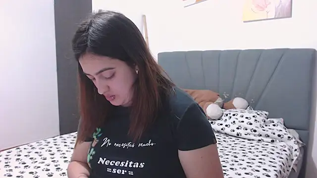 Snapshot of Meggan_n chatting on September 30, 3:34 am Meggan n online show from September 30, 3:34 am