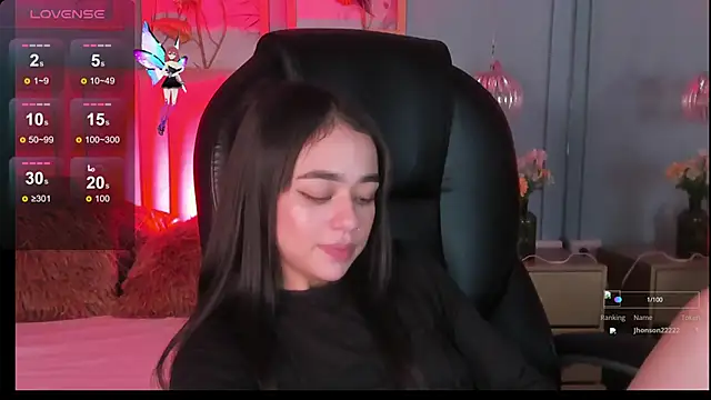 TifannyWolf  online show from November 15, 4:57 am