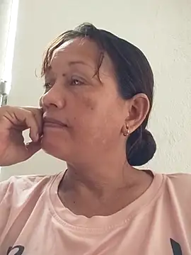 marinita13 online show from February 7, 7:40 pm