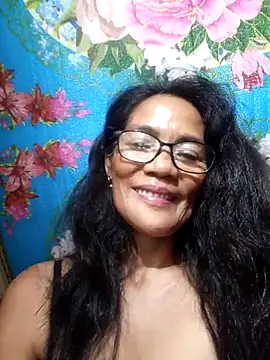 Snapshot of ImYourWoman_55 chatting on October 20, 3:48 pm ImYourWoman 55 online show from October 20, 3:48 pm