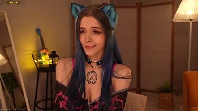 violetesa online show from October 23, 12:11 pm