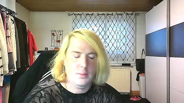 tanja844 online show from April 16, 8:03 am