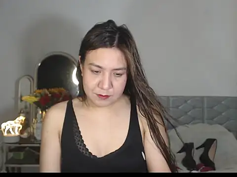 stellahugeX online show from November 6, 4:13 pm