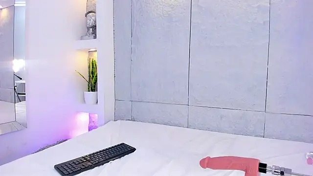 LovelyEyesx online show from March 20, 5:51 pm