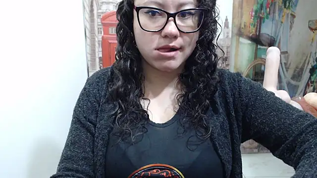 Snapshot of greeneyes_nurse chatting on October 20, 6:44 pm greeneyes nurse online show from October 20, 6:44 pm
