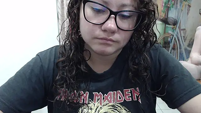 greeneyes nurse online show from December 1, 8:44 pm