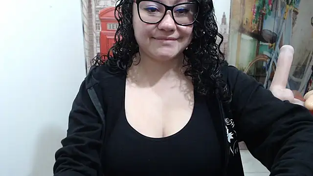 Snapshot of greeneyes_nurse chatting on October 7, 3:11 am greeneyes nurse online show from October 7, 3:11 am