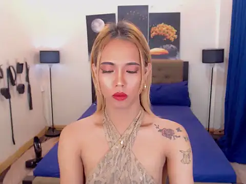 PreciousAmore online show from September 8, 7:02 pm