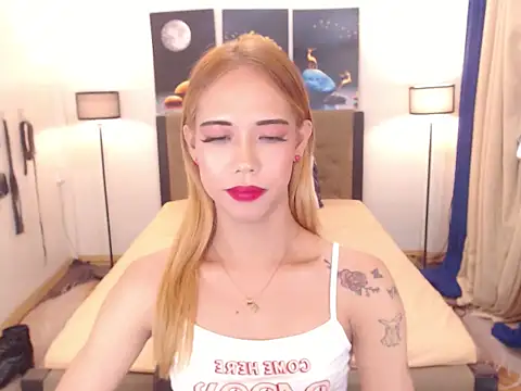 PreciousAmore online show from March 7, 9:33 pm