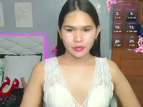 AlianaBlair online show from October 13, 2:20 pm