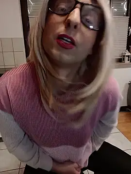 sina sun25 online show from March 21, 7:30 pm