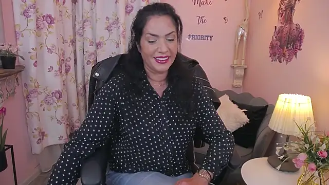 MyLovOne online show from October 23, 11:49 am