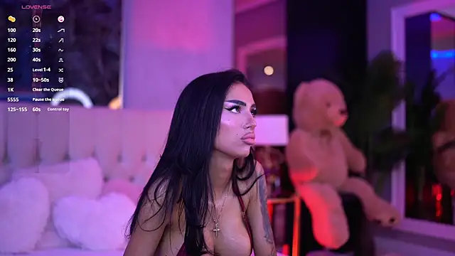 KimNatty online show from December 3, 4:09 pm