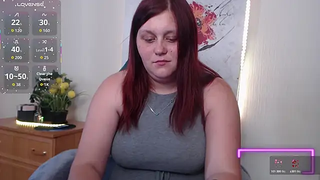 Alisawoods  online show from June 24, 12:26 pm