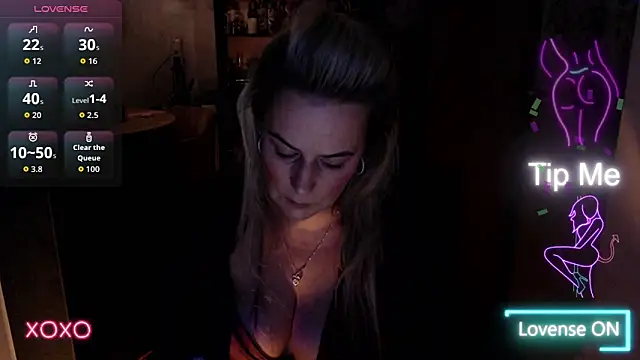 Mrs-Aurora online show from January 8, 9:19 pm