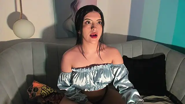 GiaBlaze  online show from October 16, 4:15 am