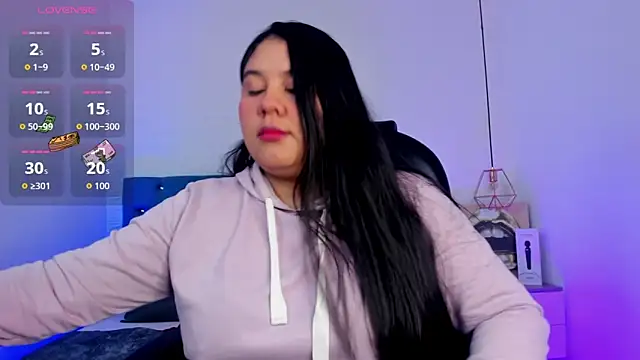 Snapshot of julieta_miller01 chatting on September 16, 11:51 am julieta miller01 online show from September 16, 11:51 am