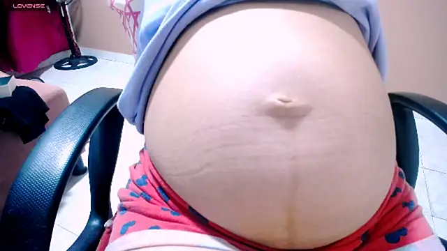 charlothee12 online show from October 1, 2:16 am