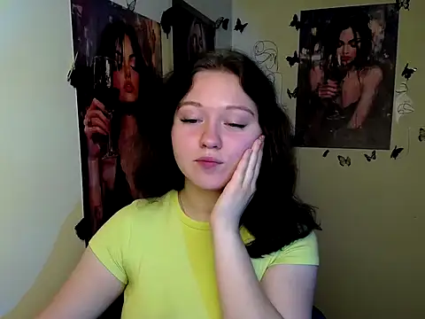 LadyAlice  online show from October 15, 6:27 am