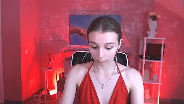 JulieDaniel online show from July 28, 2:24 pm
