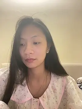 Lil-Gi online show from October 27, 3:40 pm