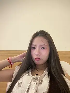 Lil-Gi online show from March 12, 4:42 pm