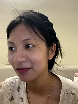 Lil-Gi online show from October 5, 4:56 pm