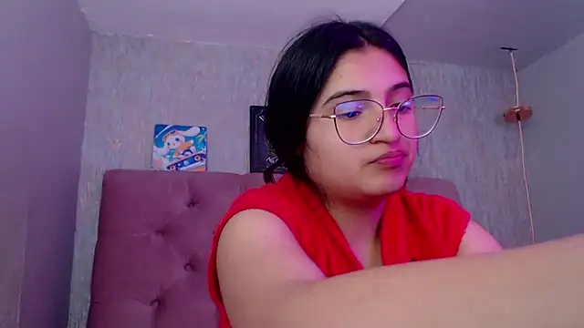 laurenelove online show from October 9, 6:06 am