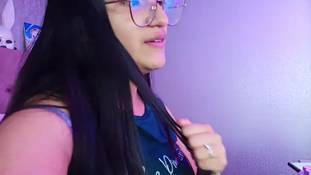 laurenelove online show from March 1, 4:34 am