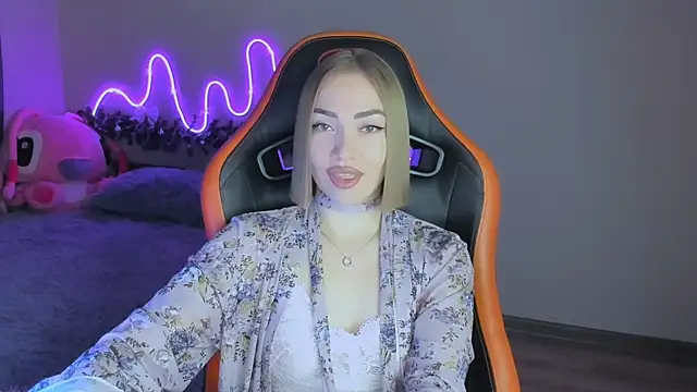 LaraKrein lk online show from December 14, 4:02 pm