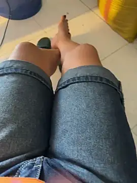 sharon-Hanna online show from March 25, 2:06 am