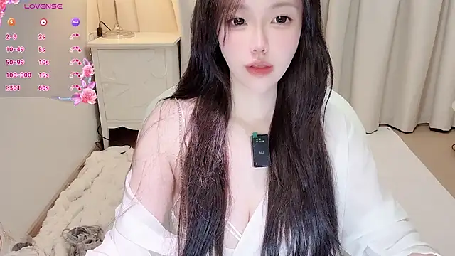 u-haha online show from May 27, 2:36 pm