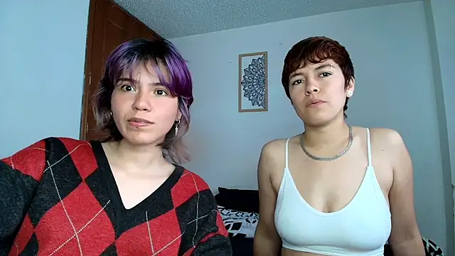 Zafira  Raven online show from February 5, 3:59 pm