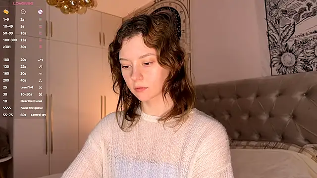 IrisPurrphy online show from November 11, 4:59 pm